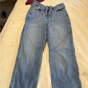 Hollister Straight Cut Jeans size 1 short ultra high rise